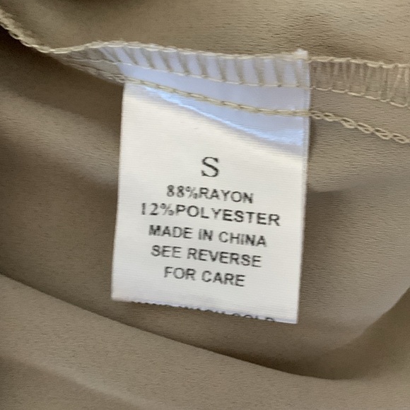 The POST Jennifer Tank Taupe square neck sleeveless tank - Picture 4 of 5